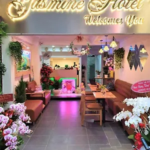 호텔 Jasmine - Pham Ngu Lao Q1 - By Bay Luxury ***