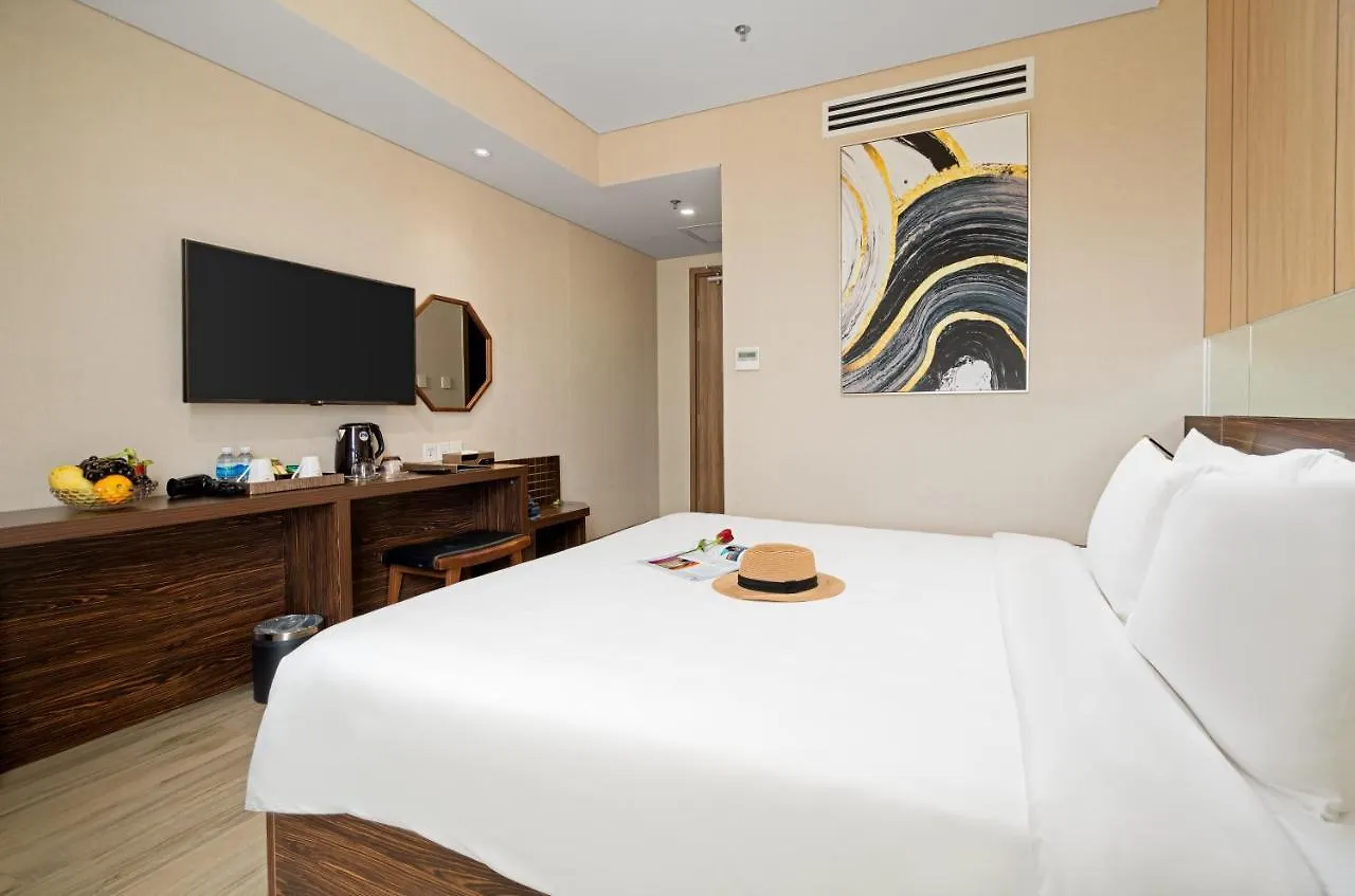 *****  Emerald Bay Hotel & Spa Nha Trang Vietnam