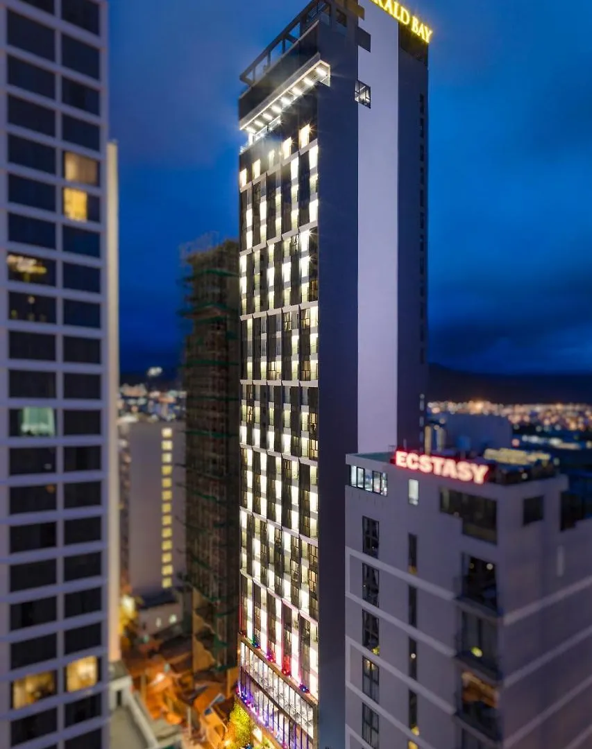 *****  Emerald Bay Hotel & Spa Nha Trang Vietnam